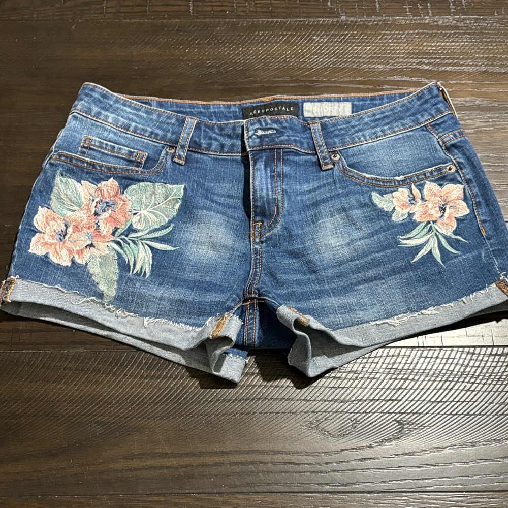 Aeropostale Blue Denim Floral Applique Shorts